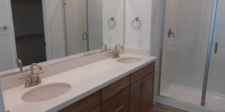 Brand New Beautiful Home Near Galleria and Bldr. Hwy Gallery 15