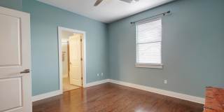 4617 Mattie Street Gallery 16
