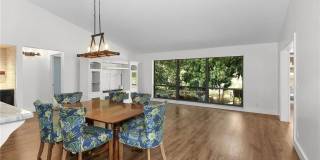 2225 SW Creekside Drive Gallery 21