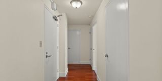 1105 Spring St Gallery 5