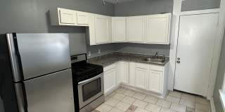 408 S Smallwood St Gallery 4