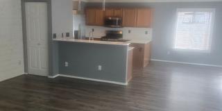 3bd/2.5ba Maple Valley Home Gallery 5