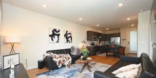 **THIS IS THE ONE IN EAST NASHVILLE** Gallery 17