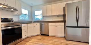 Updated 3 Bed, 2.5 Bath Single Family Home Gallery 9