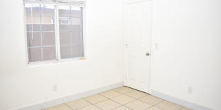 Charming 2-Story, 4 Bd 3 Ba Unit Near Downtown San Diego – 92113 Gallery 14