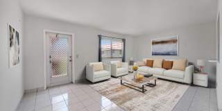 274 Seville L Gallery 1