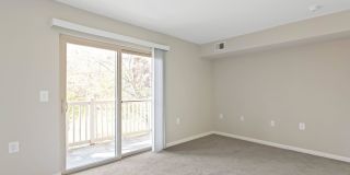 Huntington Square Gallery 53