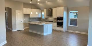 Beautiful Melissa Home with Flexible Office/4th Bedroom and Open Floor Plan Gallery 5