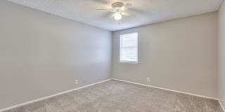 Solana at Brentwood Gallery 42