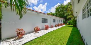 1714 Costado St Gallery 40