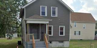 708 East Jefferson Boulevard 2 Gallery 1