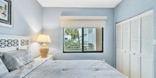 827 Oak Harbour Drive Gallery 44