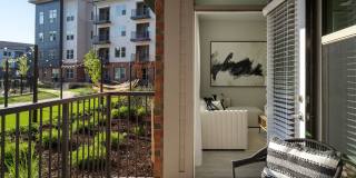 Aventon Nora Gallery 7