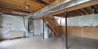 Available now! Home near downtown Gallery 24