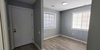 Beautifully Upgraded 1-Bedroom Condo in Downtown Traverse City Gallery 18