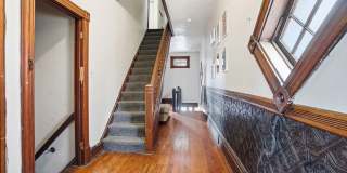 6 bed/2 bath on Rohs St., Mins. from UC for Only $600/pp ($3,600/mo)! $250 SIGN ON BONUS FOR LTO!!! Gallery 31