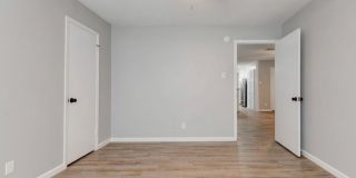 AVAILABLE BEGINNING OF MAY! APPLY ON OUR WEBSITE!! Gallery 21