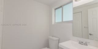 3755 NE 167th St Gallery 23