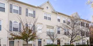 4281 S CAPITOL Street SW 4281 S CAPITOL Street SW Gallery 1