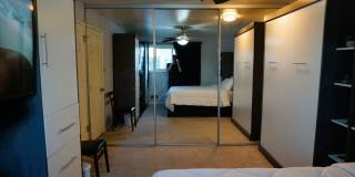 Furnished 2 bedroom Condo with view of Lake Union Gallery 31