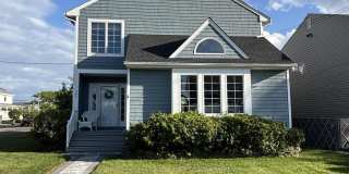 300 New York Avenue Gallery 1