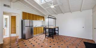 951 Glenneyre Street Gallery 1