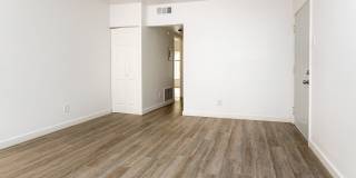 Cozy 2-Bedroom Apartment with Convenient Amenities Gallery 5