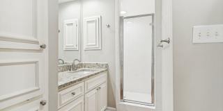GROUND-FLOOR 2-BEDROOM ALAMO HEIGHTS CONDOMINIUM Gallery 19