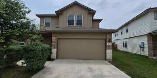 465 Middle Green Loop, Floresville, TX. 78114 Gallery 1