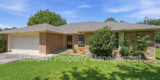 1233 Hollyhock Ln Gallery 2