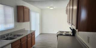 2700 BASSWOOD Avenue Gallery 2