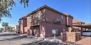 1402 S JENTILLY Lane Gallery 32
