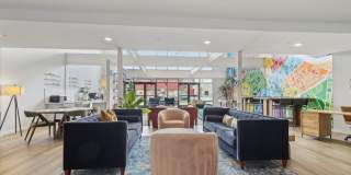 7 at Seven Gallery 23