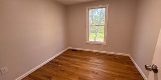 87 Fairview Ave Gallery 16