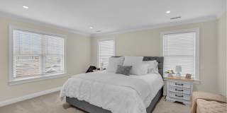 502 Brighton Avenue Gallery 39