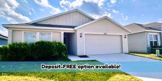 Premier 4bedrooms/2baths residence - Florida living at its finest! Gallery 1