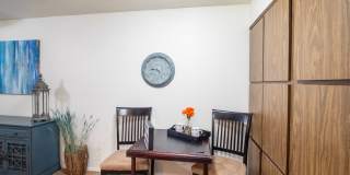 The Annex Gallery 12