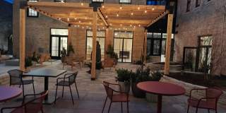 1810 North Wells Street Gallery 16