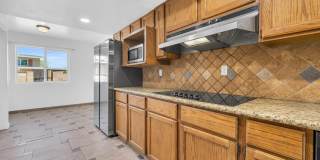 6 Bedrooms, 3 Bath,  Pool CLOSE TO ASU (Rural & Broadway) Gallery 19