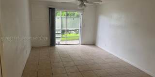 4730 NW 10th Ct Gallery 7