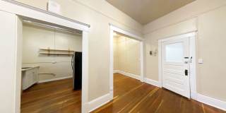 The Winston Gallery 8