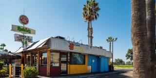 Mara Pacific Beach Apartments Gallery 36