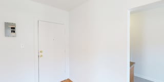 4721 S. Ellis Avenue Gallery 16