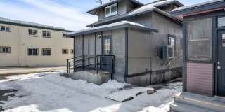 FULLY FURNISHED HISTORIC CHARMER BETWEEN UNR & DOWNTOWN – UTILITIES INCLUDED, MODERN UPGRADES, PRIME LOCATION Gallery 46
