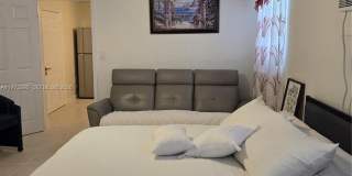 5712 Hollywood Blvd Gallery 6