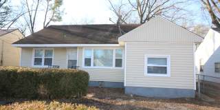 UPDATED 3-BEDROOM HOME WITH FENCED YARD — GREAT BRAINERD LOCATION! Gallery 1