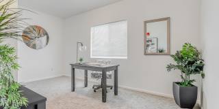 Ridgecrest Apartments Gallery 34