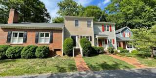 Desirable 2 Bedroom Townhouse Near Downtown Cary Gallery 1