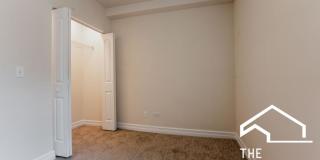 3814 North Sheffield Ave. Gallery 6