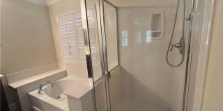 1990 Granemore Street Gallery 24